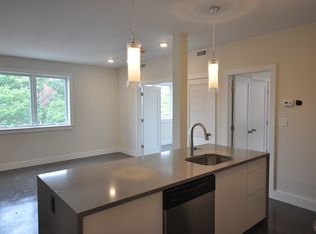 656 Massachusetts Ave APT 3, Boston, MA 02118