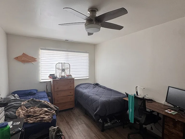 301 Hathway Ave — Photo 4