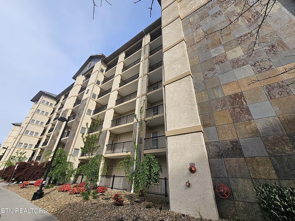 1st image of 124 Plaza Dr #2407