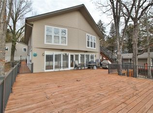 898 Bellvue Dr, Climax Springs, MO 65324