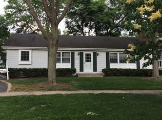 655 Hillside Ave, Glen Ellyn, IL