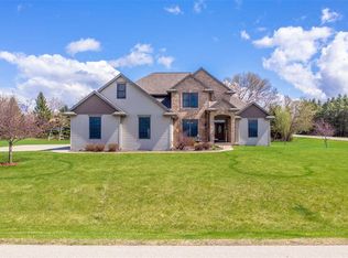 N2714 Buckhorn Dr, Appleton, WI 54913
