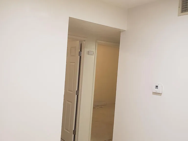2873 S 1st Ave — Photo 6