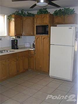 4th image of 812 Fern Ave