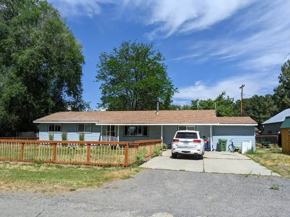 132 S Ogden Ave, Hines, OR 97738
