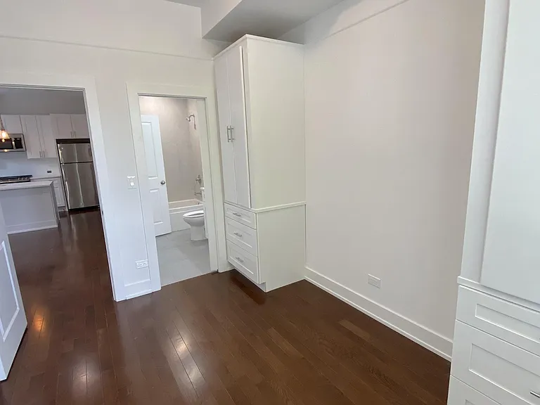 3198 N Milwaukee Ave — Photo 12