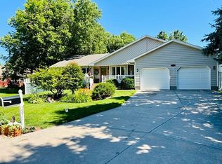 3007 Brentwood Sq, Grand Island, NE 68801