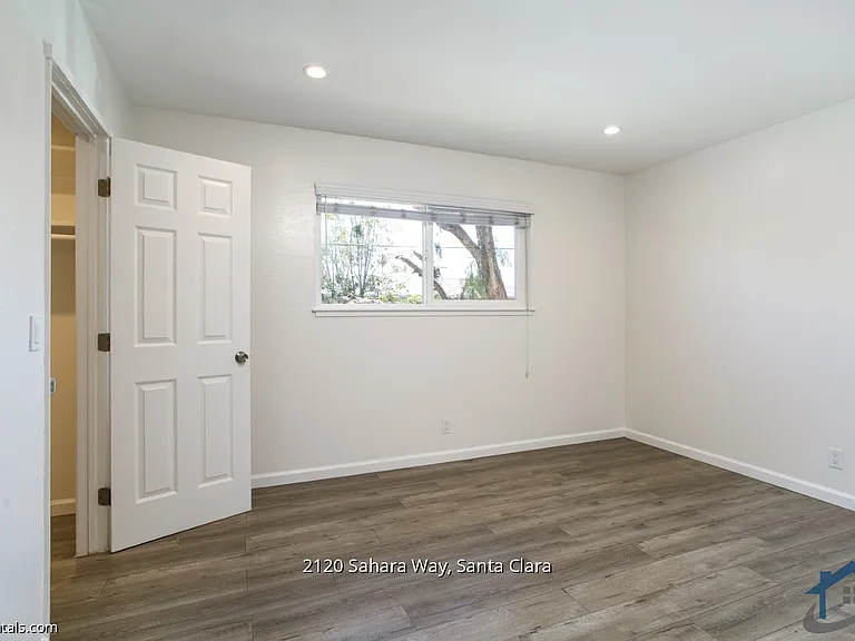 2120 Sahara Way #3 — Photo 16