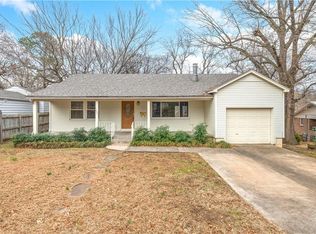 235 W Cleburn St, Fayetteville, AR 72701