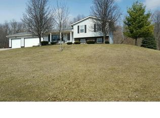 11268 Carriage Hill Dr, New Carlisle, OH 45344