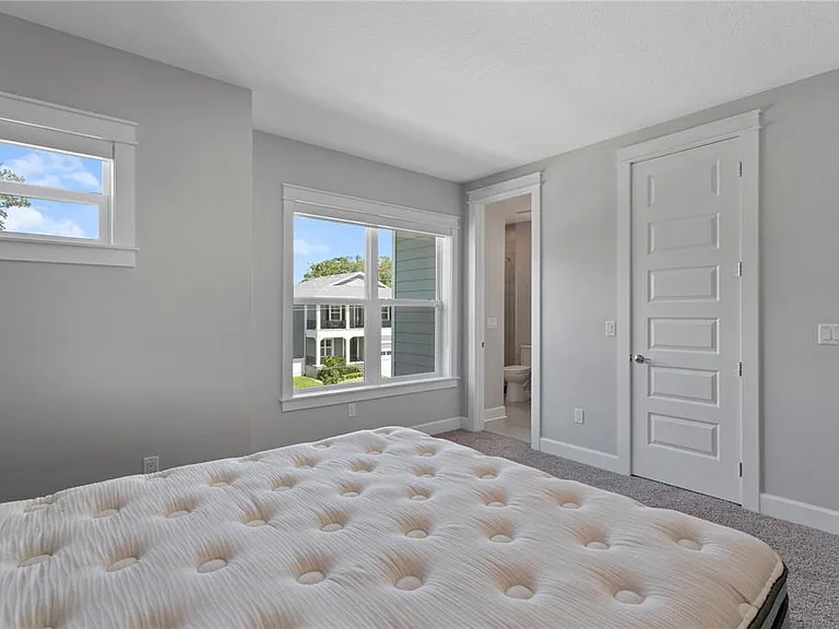 209 S Shore Crest Dr — Photo 44