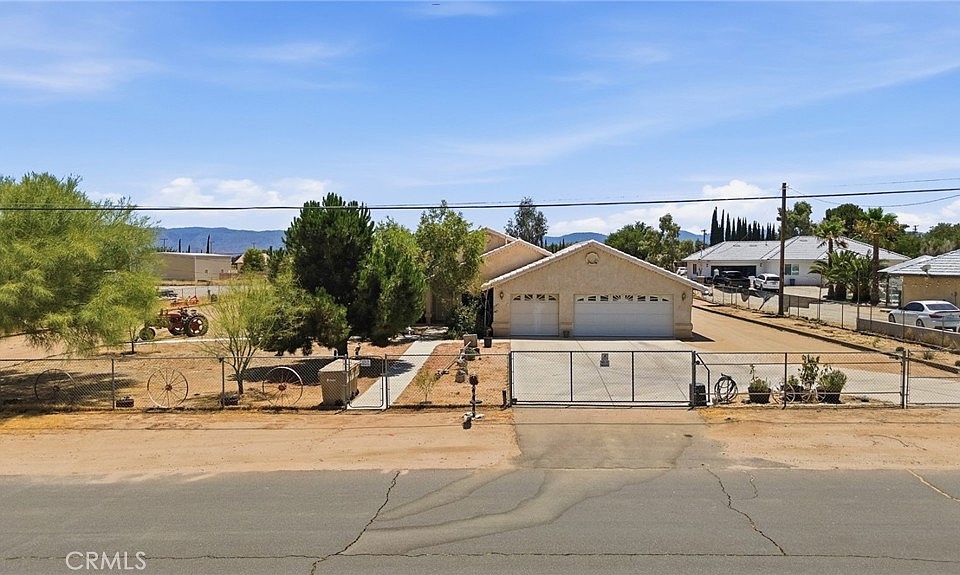 1st image of 16089 Cactus St