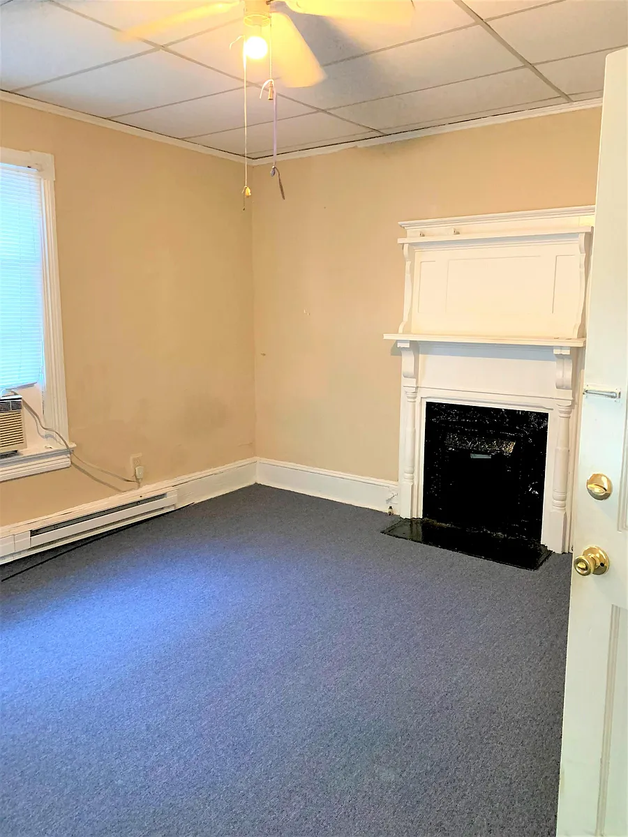 Building Photo - 997 Curran St NW #A