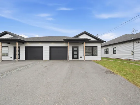 72 Tyler St, East Hants, NS B2T 0A6