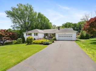 63 High Wood Rd, West Hartford, CT 06117