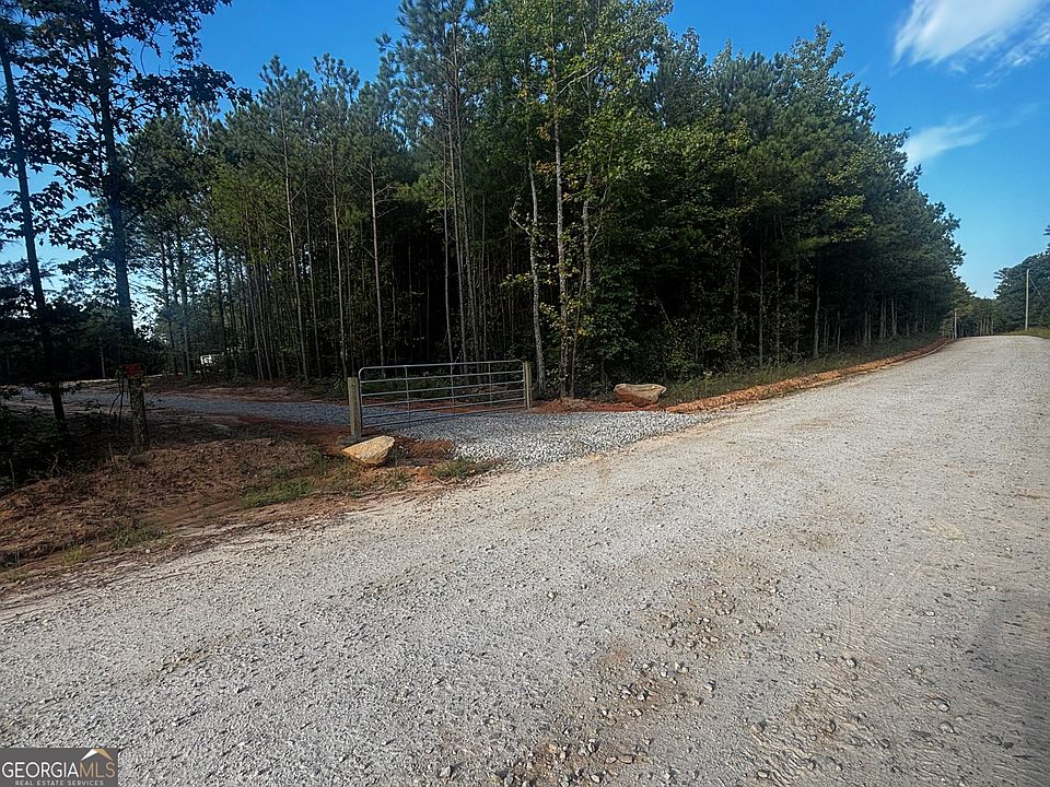 1st image of 2807 Cedar Creek Rd