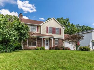 76 Woodsmeadow Ln, Rochester, NY 14623