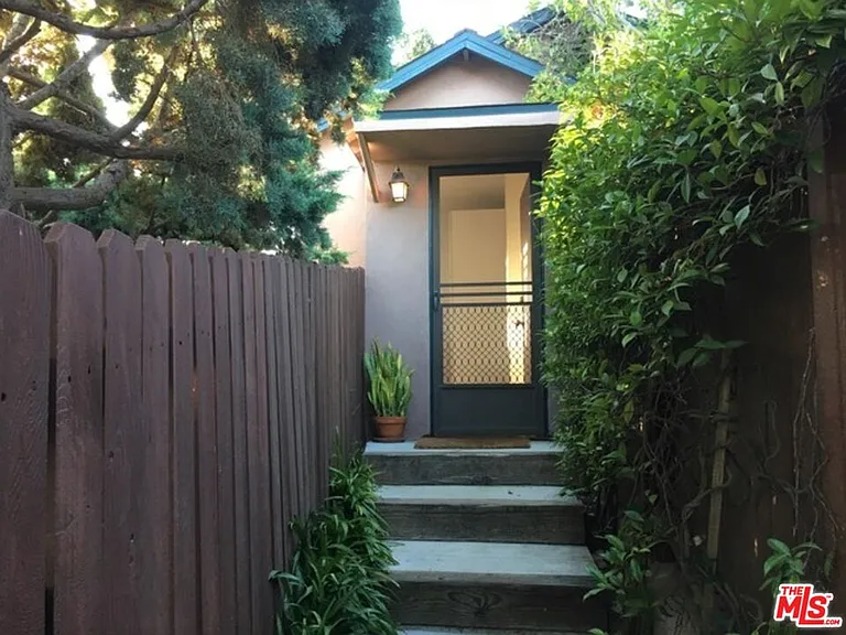 3127 18th St #GUESTHOUSE — Photo 1