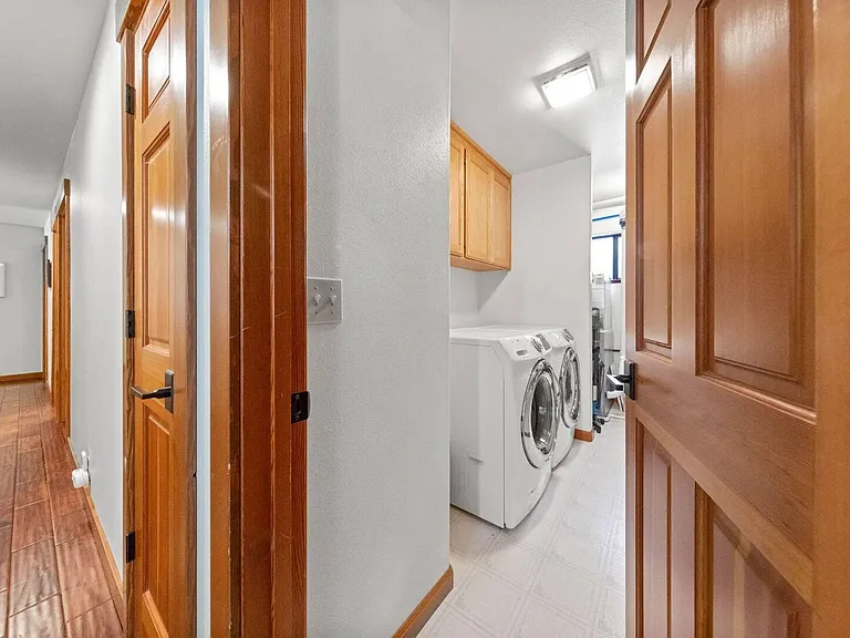 11960 Brookstone Dr — Photo 16