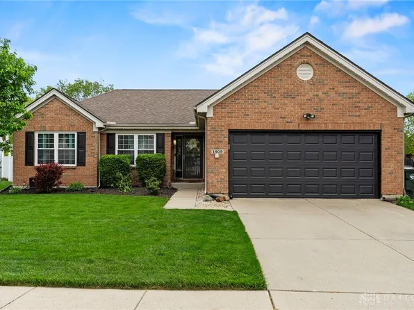 1409 Brookstone Dr, Fairborn, OH 45324