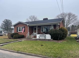 126 Barbour St, Buckhannon, WV 26201