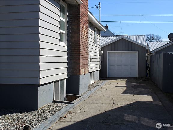 2nd image of 104 E 5th Avenue