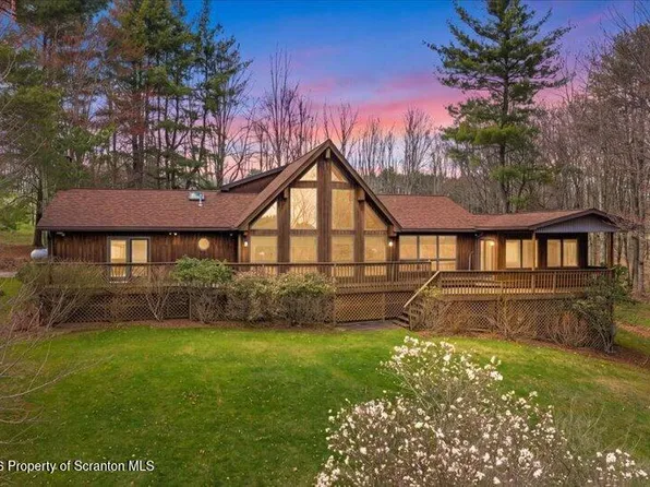 59 Steamers Ln, New Milford, PA 18834