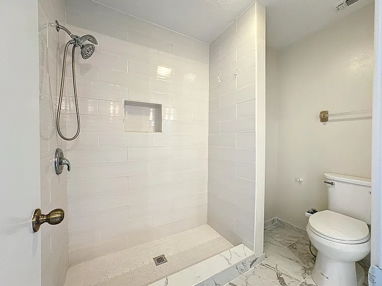 287 Nottingham Pl — Photo 22