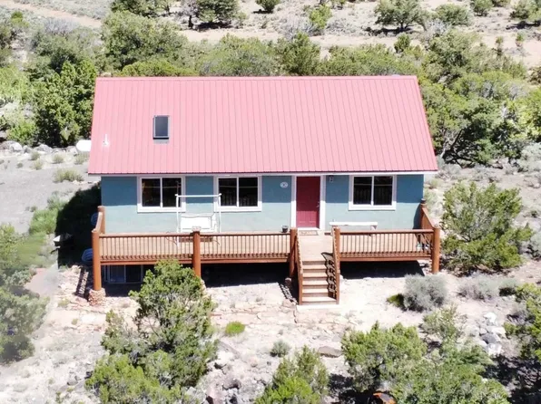 564 N 810 W, Teasdale, UT 84773