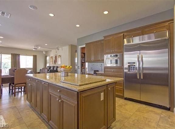 3rd image of 7250 Sarazen Dr