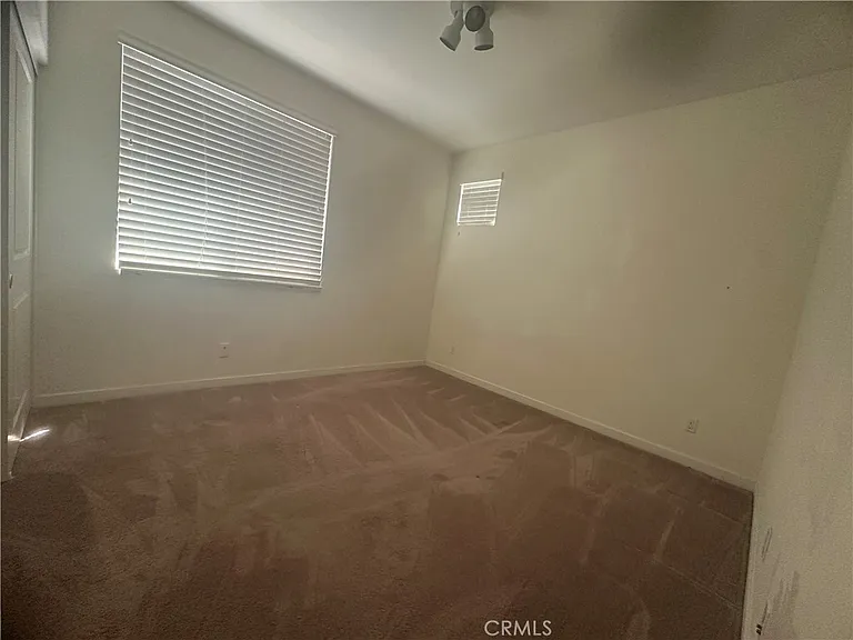 21116 Blossom Way — Photo 10