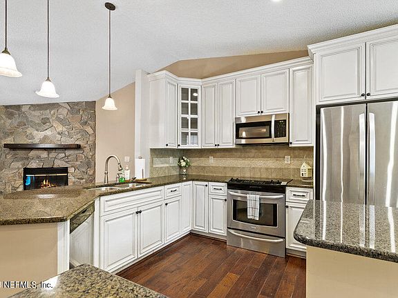 4th image of 2834 TANSY Avenue
