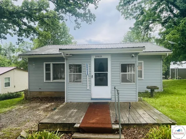 29825 Bobcat Dr, Warsaw, MO 65355