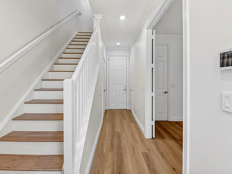 2502 N Dixie Hwy #32 — Photo 13