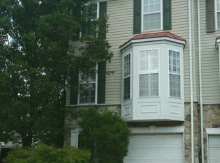 6971 Earlston Dr, Alexandria, VA 22315
