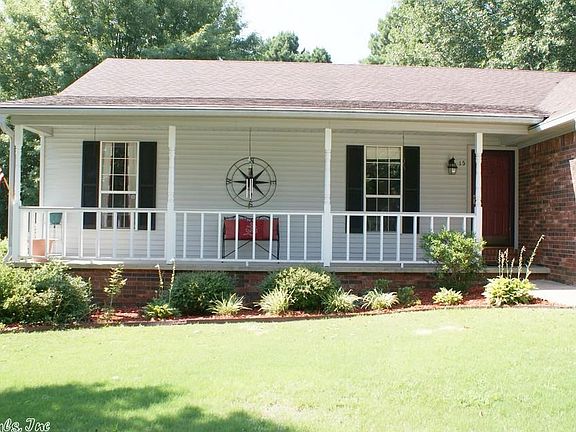 2nd image of 15 White Oak Cir