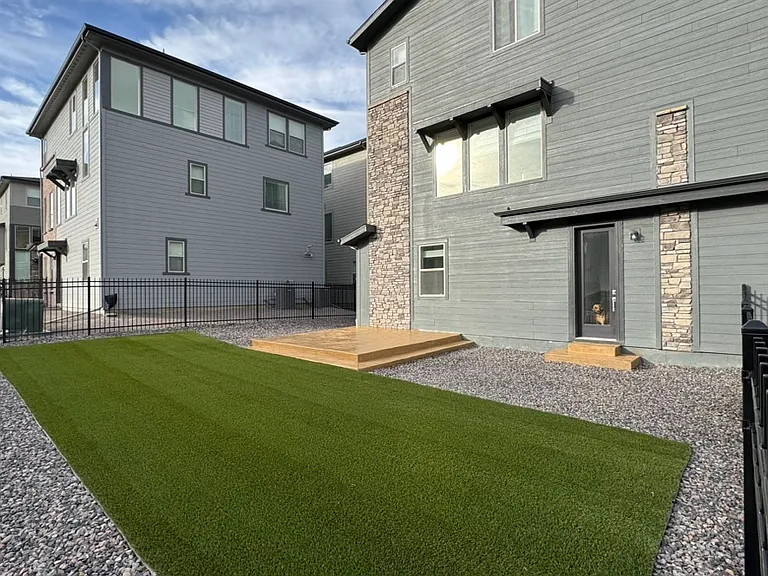 15631 W Girard Ave — Photo 11