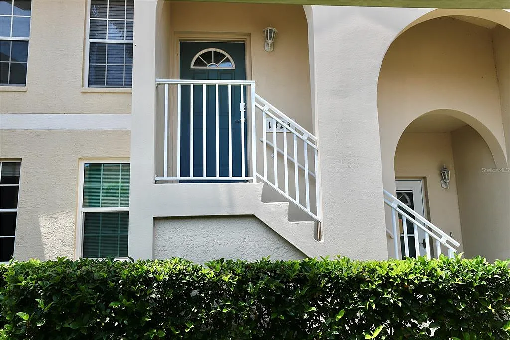 Photo 2 of 56 - Castlebridge Ln - Sarasota, FL Building Photo - Castlebridge Ln
