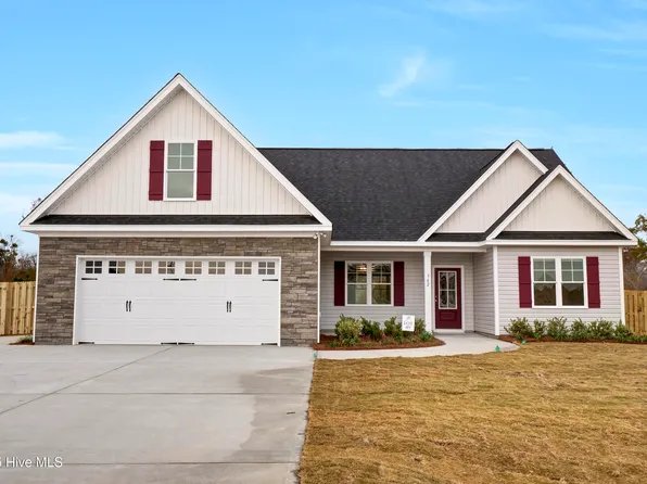 11 Peach Court, Burgaw, NC 28425