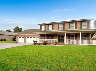 421 Meadowlark Ln, Belleville, IL 62220