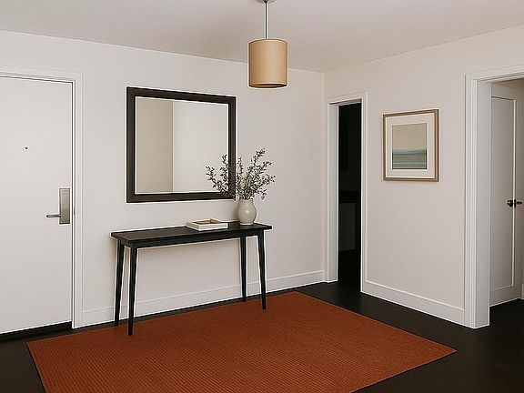 3rd image of 430 W 34th St APT 10D
