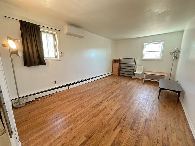 379 Old Town Rd — Photo 17