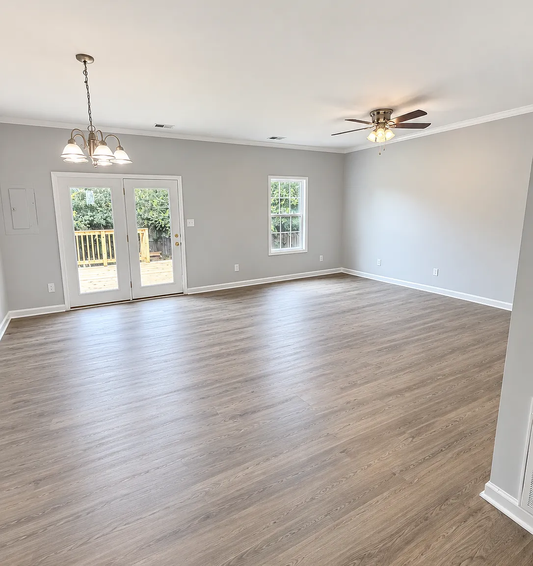 3 bed, 2.5 bath, 1400 sqft, $1,450 — Photo 3