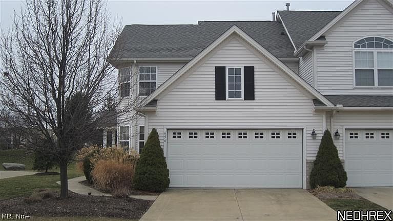 1st image of 696 Ashberry Ln