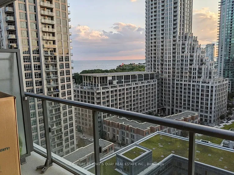38 Iannuzzi St #1803 — Photo 6