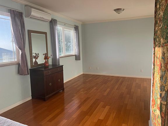 Large Bedroom with space for sitting area or desk