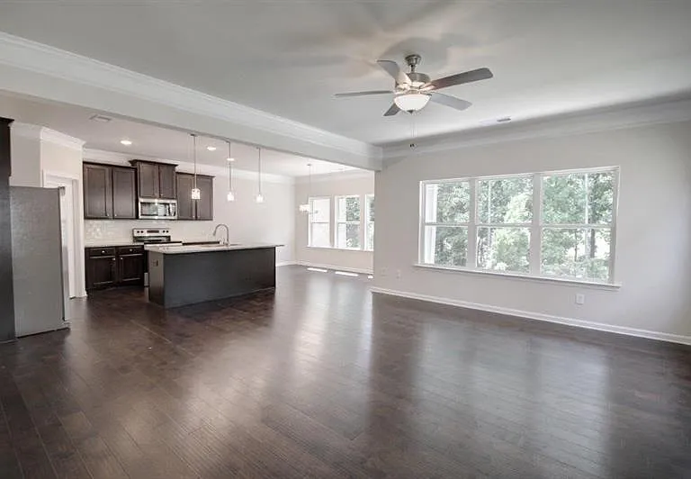 4576 Grenadine Cir — Photo 18
