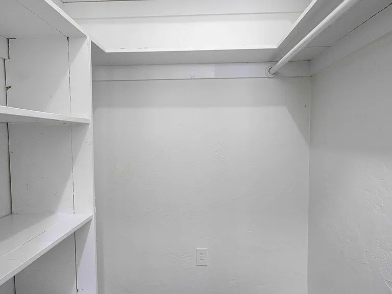 7927 East Dr #274 — Photo 32