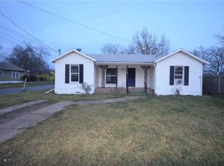 1103 S Willow St, Sherman, TX 75090