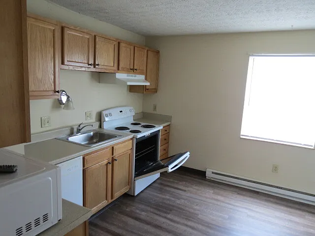 2 bed, 1.0 bath, 720 sqft, $925 — Photo 4